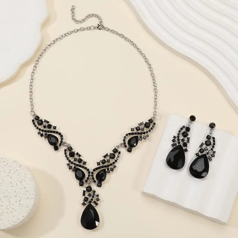 Fashion Jewelry for Women Necklace Earrings Set Vintage Luxury Waterdrop Design Party Jewelry Set Ladies Alloy Electroplated