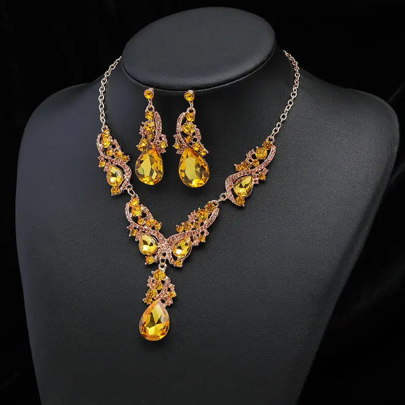 Fashion Jewelry for Women Necklace Earrings Set Vintage Luxury Waterdrop Design Party Jewelry Set Ladies Alloy Electroplated